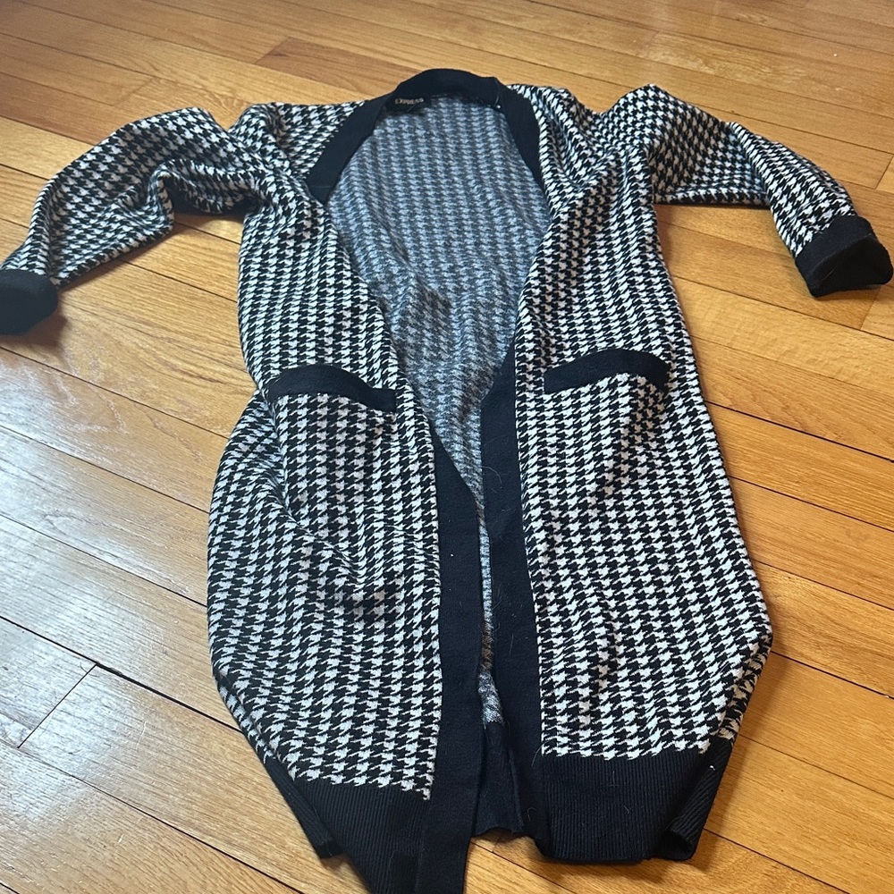 Express Black & White Houndstooth Open Cardigan Jacket